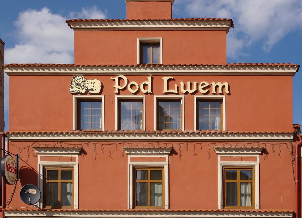 Apartamenty Pod Lwem Świdnica Extérieur photo