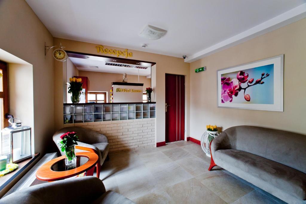 Apartamenty Pod Lwem Świdnica Extérieur photo